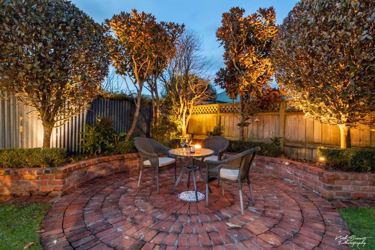 Photo of property in 27 Wainui Road, Waiwhetu, Lower Hutt, 5010