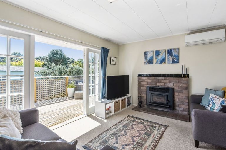 Photo of property in 63 Ruapehu Street, Paraparaumu, 5032