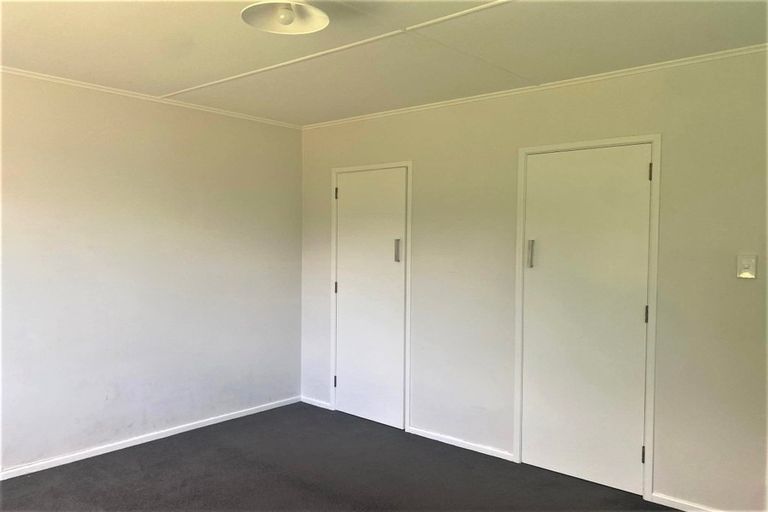 Photo of property in 382 Te Moana Road, Waikanae, 5036
