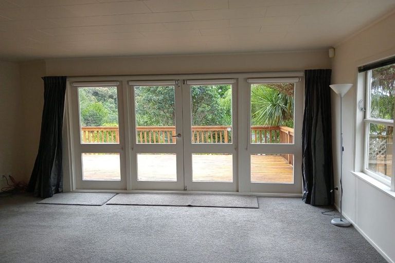 Photo of property in 52 Ngahere Street, Stokes Valley, Lower Hutt, 5019