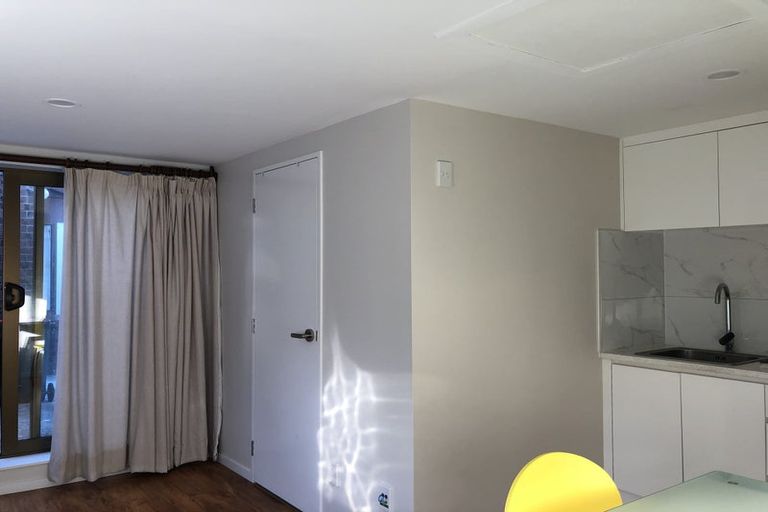 Photo of property in 7 Clovelly Road, Bucklands Beach, Auckland, 2012