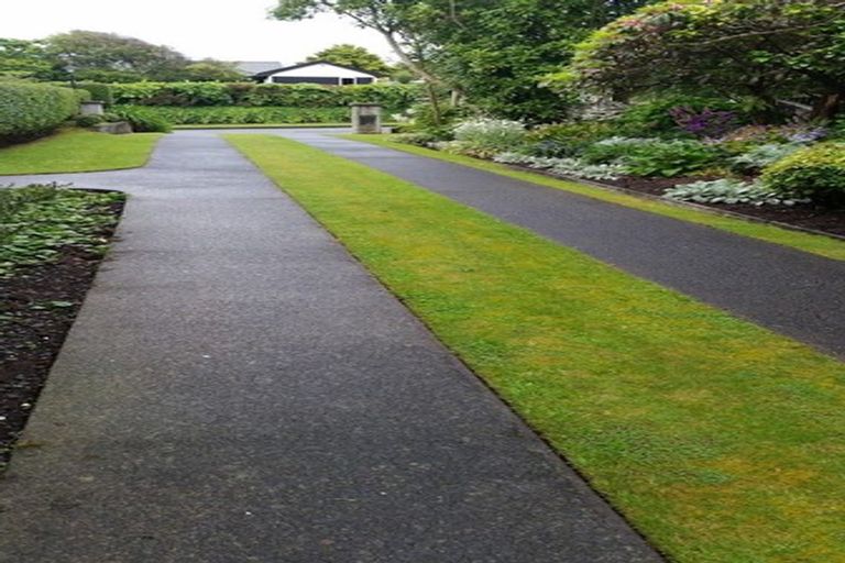 Photo of property in 78 Manawapou Road, Hawera, 4610