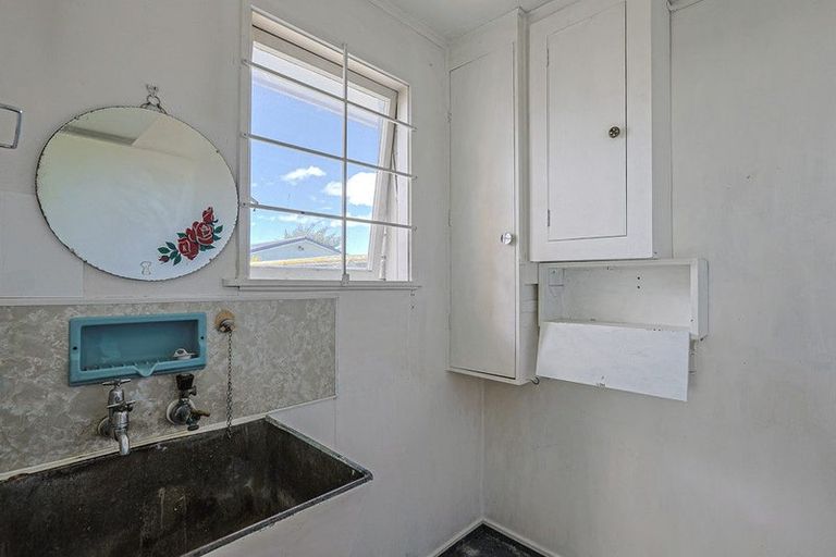 Photo of property in 23 Upham Street, Havelock North, 4130