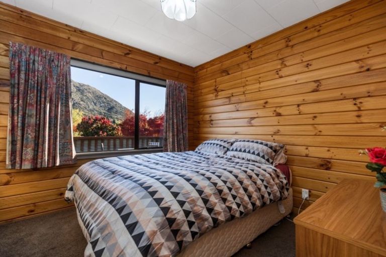 Photo of property in 58 Remarkables Crescent, Frankton, Queenstown, 9300