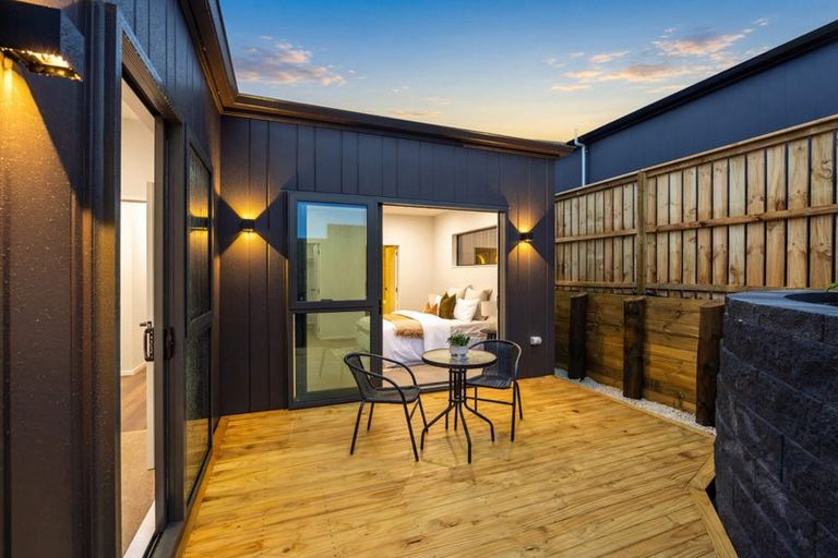 Photo of property in 82 Huanui Drive, Wainui, 0992