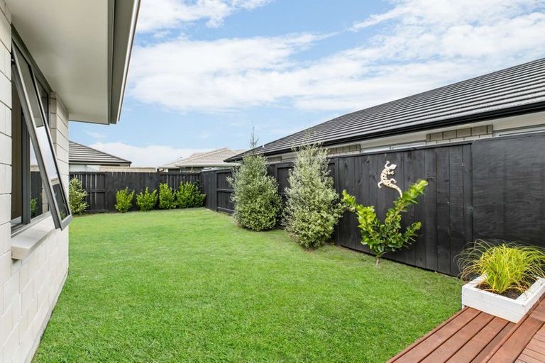 Photo of property in 20 Sabre Street, Papamoa Beach, Papamoa, 3118
