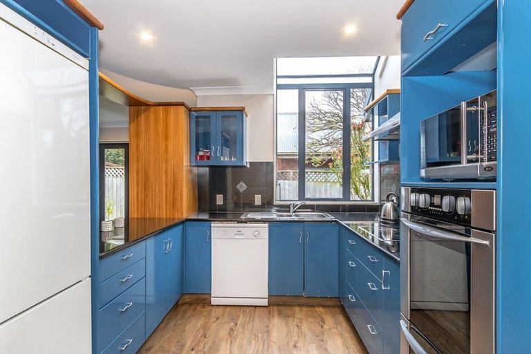 Photo of property in 15 Rossmore Terrace, Cashmere, Christchurch, 8022