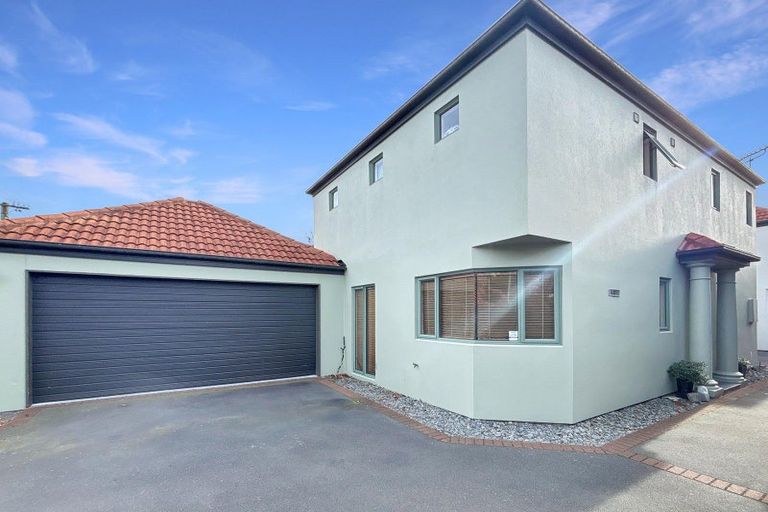 Photo of property in 62 Hewitts Road, Merivale, Christchurch, 8014