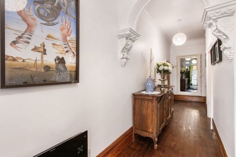 Photo of property in 73 Caledonian Road, St Albans, Christchurch, 8014