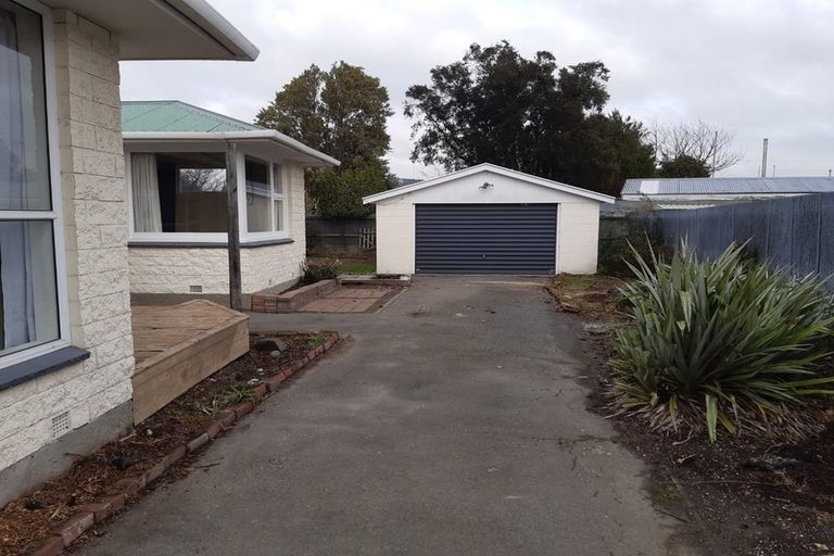 Photo of property in 46 Oriana Crescent, Hornby, Christchurch, 8042