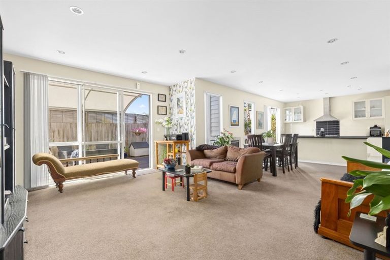 Photo of property in 140 Awaruku Road, Torbay, Auckland, 0630