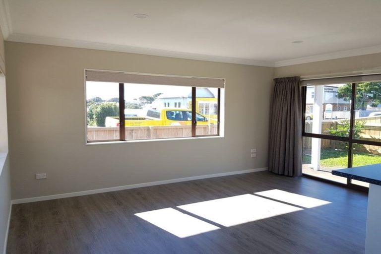 Photo of property in 195 Powderham Street, New Plymouth, 4310