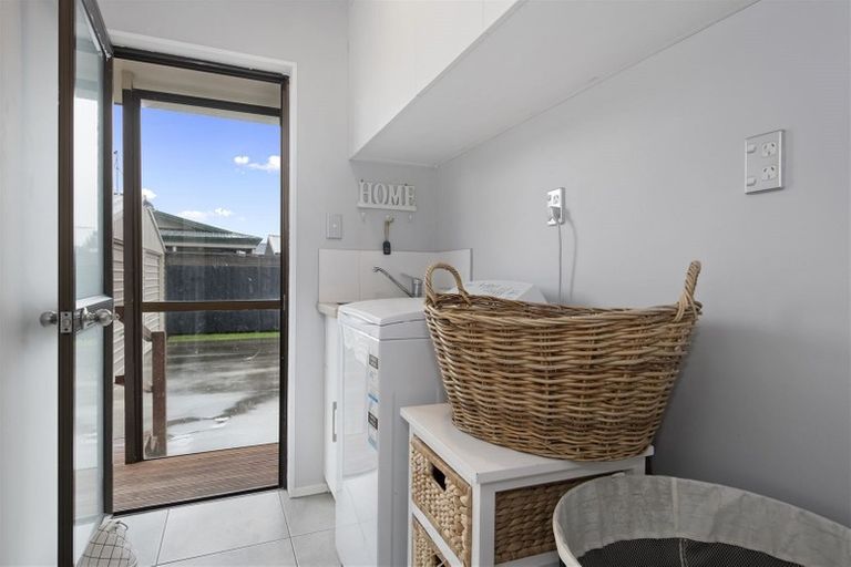 Photo of property in 33b Doncaster Drive, Papamoa Beach, Papamoa, 3118