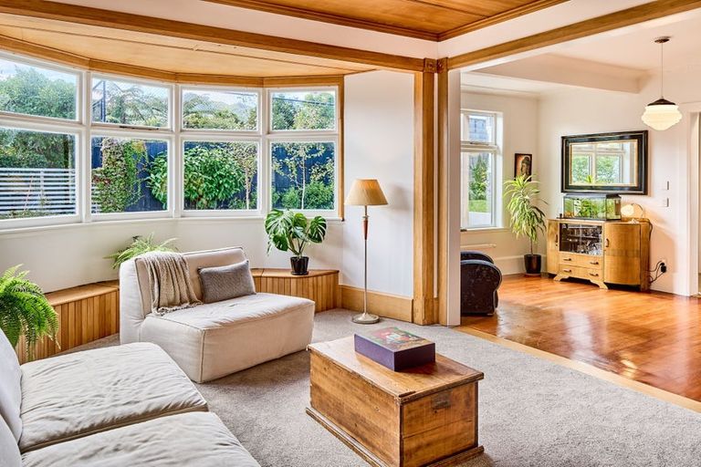 Photo of property in 7 Lochiel Road, Khandallah, Wellington, 6035