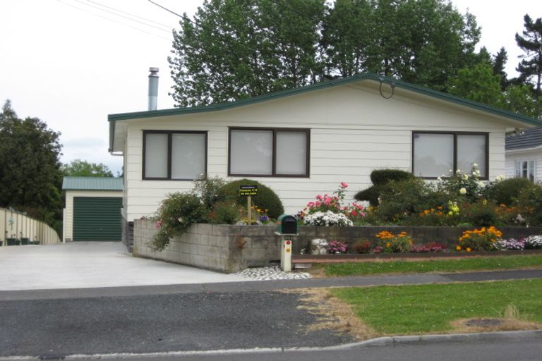 Photo of property in 359 Main Road, Huapai, Kumeu, 0810