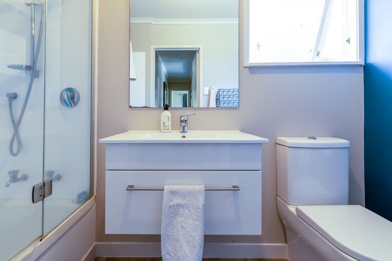 Photo of property in 12a John F Kennedy Place, Glen Eden, Auckland, 0602