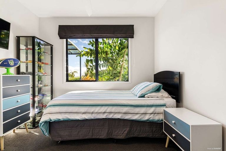 Photo of property in 63 Paparata Road, Bombay, 2675