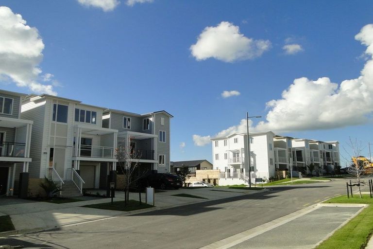Photo of property in 90 Arrowsmith Drive, Flat Bush, Auckland, 2019
