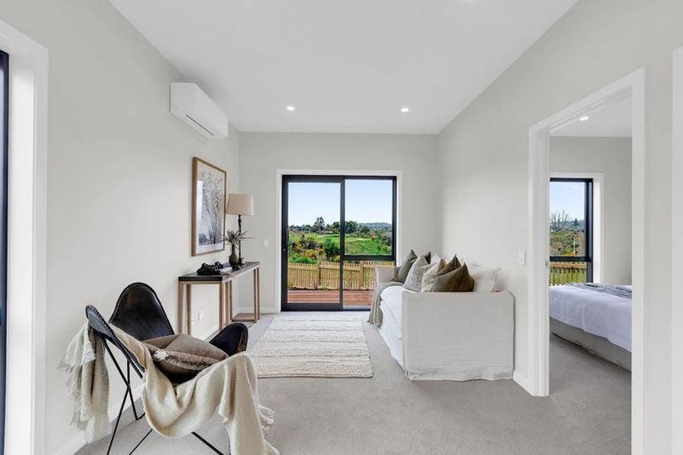 Photo of property in 19b Silverwood Lane, Leamington, Cambridge, 3495