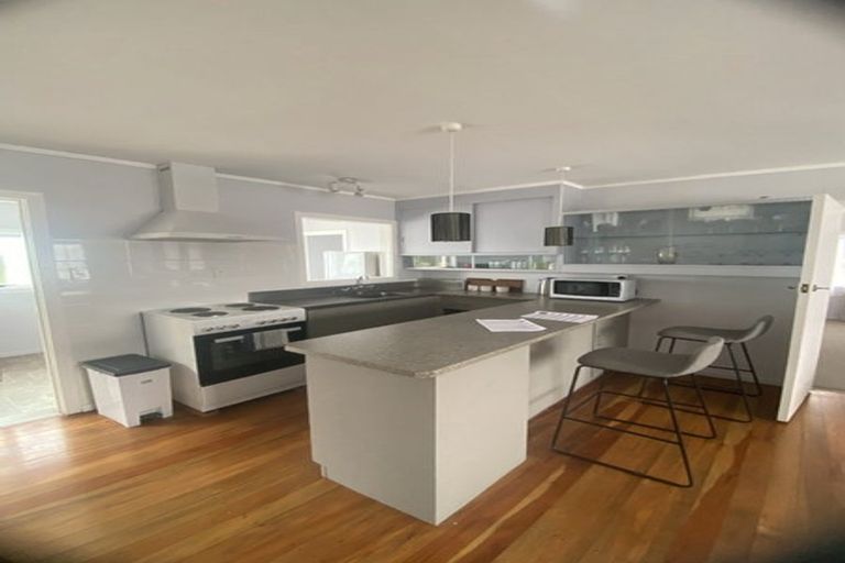 Photo of property in 21 Clifton Road, Haumoana, 4102