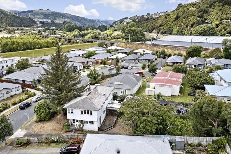 Photo of property in 61 Farmer Crescent, Taita, Lower Hutt, 5011