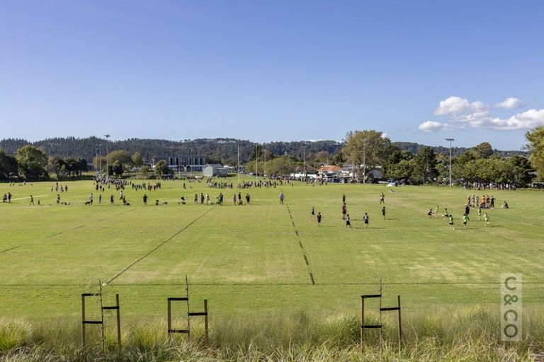 Photo of property in 3 Pohutukawa Parade, Riverhead, 0820