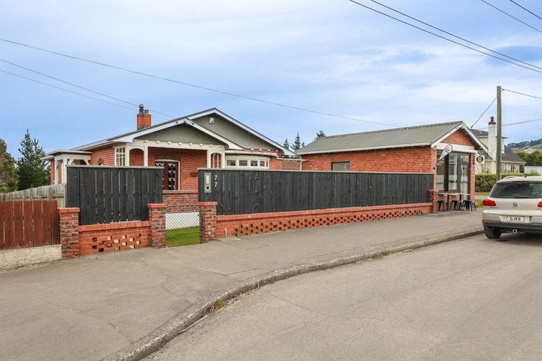 Photo of property in 77 Main Road, Fairfield, Dunedin, 9018