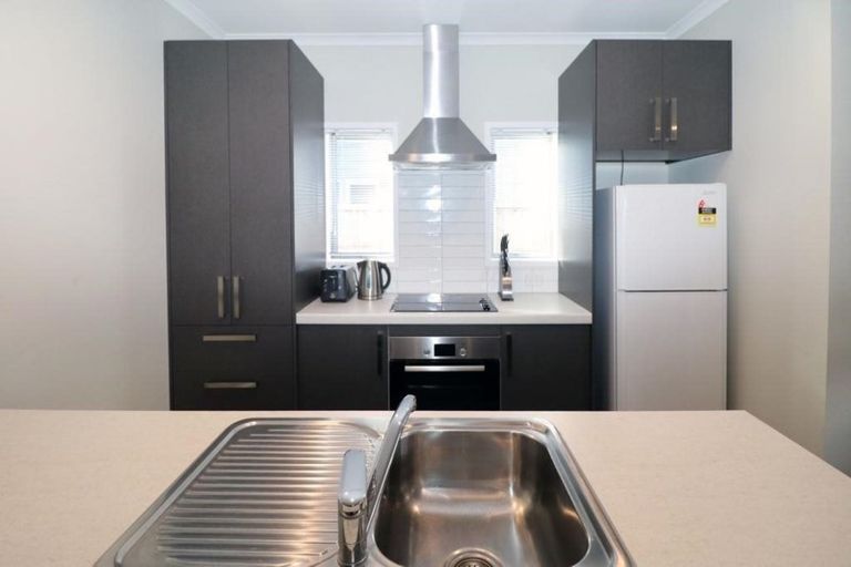 Photo of property in 1/5 Jones Crescent, Melville, Hamilton, 3206