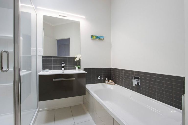Photo of property in 70 Margaret Drive, Omokoroa, 3114