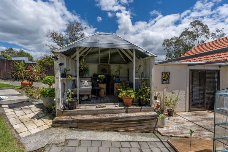 Photo of property in 15 Boswell Street, Kawakawa, 0210