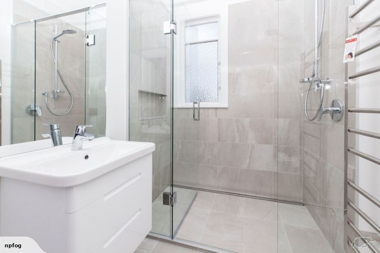 Photo of property in 121a Merivale Lane, Merivale, Christchurch, 8014