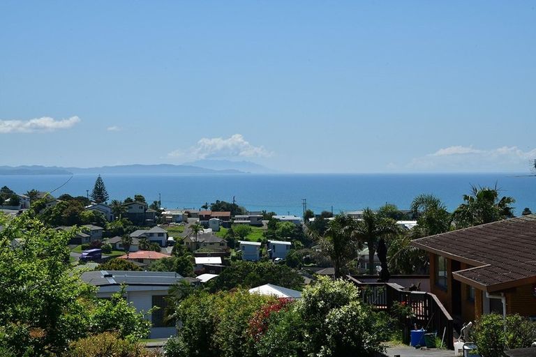 Photo of property in 18 Gledstane Road, Stanmore Bay, Whangaparaoa, 0932