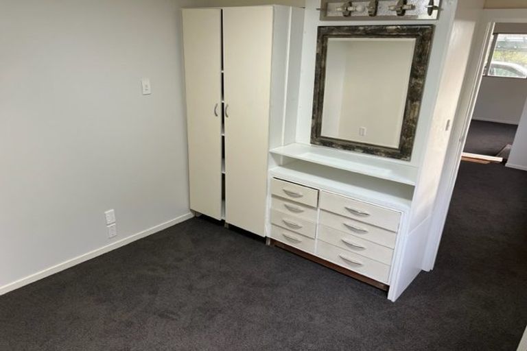 Photo of property in 3/53 Onewa Road, Northcote, Auckland, 0627