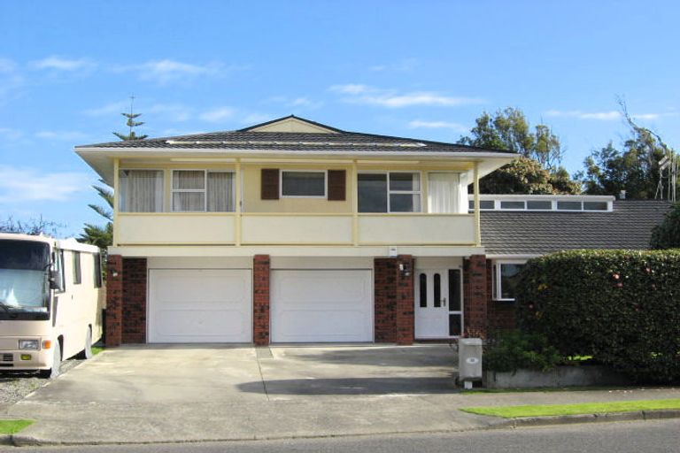 Photo of property in 58 Highbury Drive, Levin, 5510
