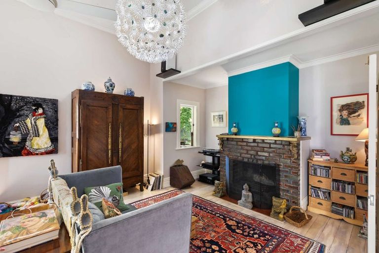 Photo of property in 13 Milne Street, Marton, 4710