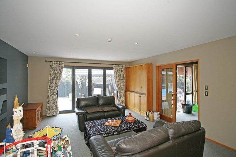 Photo of property in 183 Withells Road, Avonhead, Christchurch, 8042