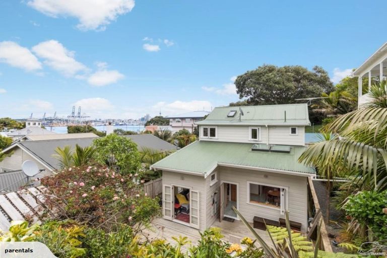 Photo of property in 10 Spring Street, Devonport, Auckland, 0624