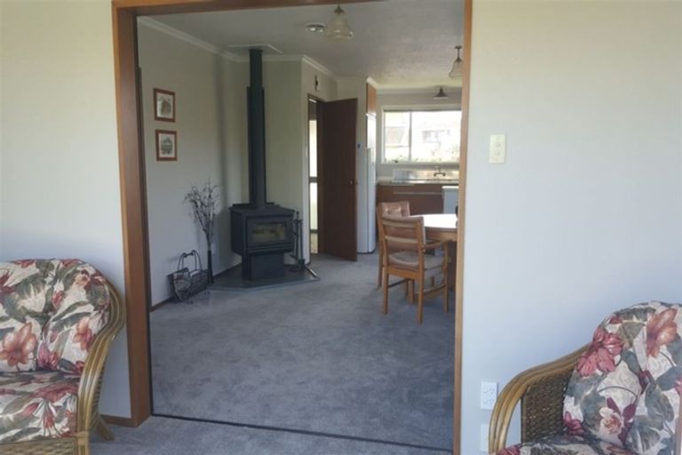 Photo of property in 11 Oxford Street, Waimate, 7924