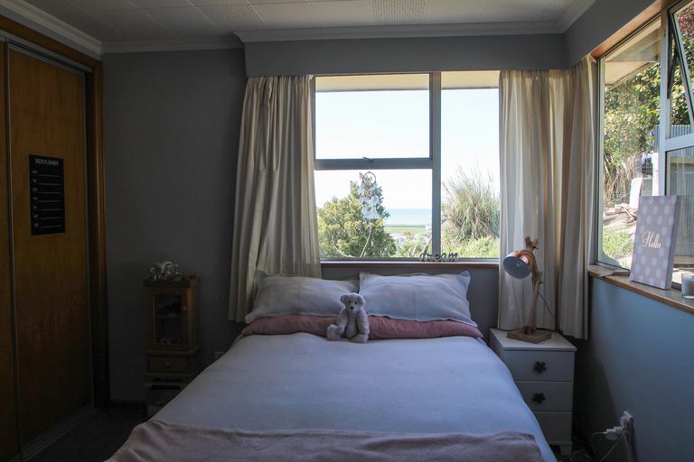 Photo of property in 11 Ashburn Street, Oamaru North, Oamaru, 9400