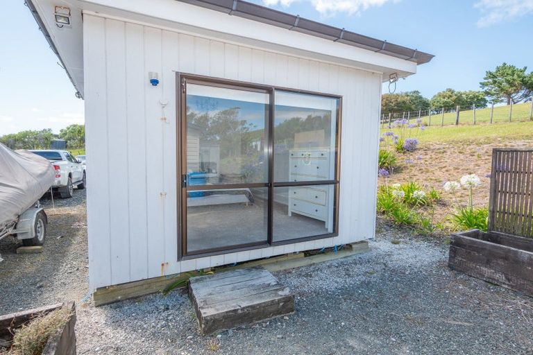 Photo of property in 38 Taipa View Road, Taipa, 0483