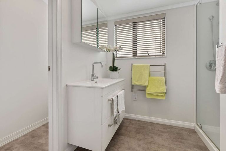 Photo of property in 3a Seaway Terrace, Otumoetai, Tauranga, 3110