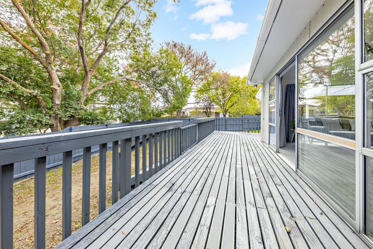 Photo of property in 14 Chantal Place, Red Hill, Papakura, 2110