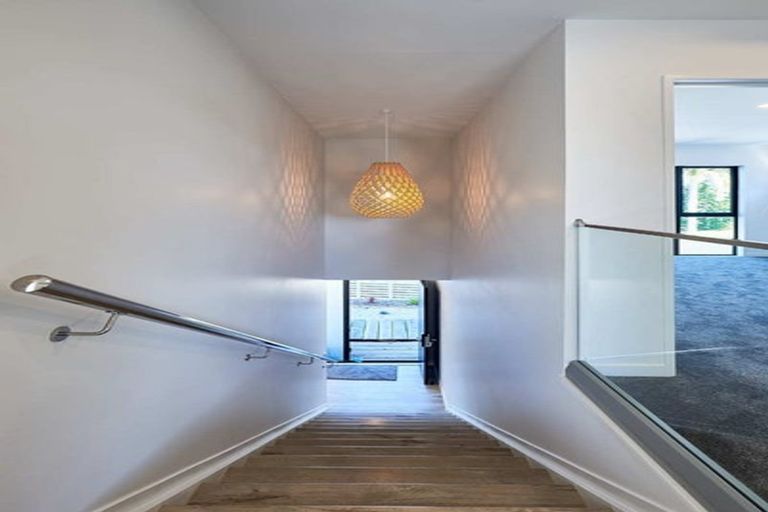 Photo of property in 1b Springfield Street, Forrest Hill, Auckland, 0620