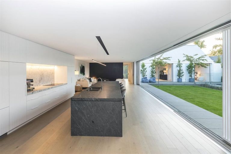 Photo of property in 26 Shrewsbury Street, Merivale, Christchurch, 8014