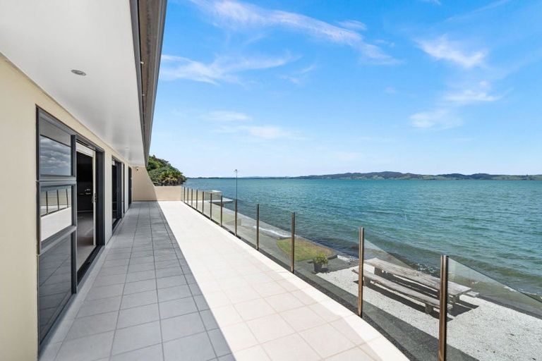 Photo of property in 42 Manganese Point Road, Tamaterau, Whangarei, 0174