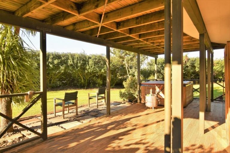 Photo of property in 17 Bell Street, Clive, 4102