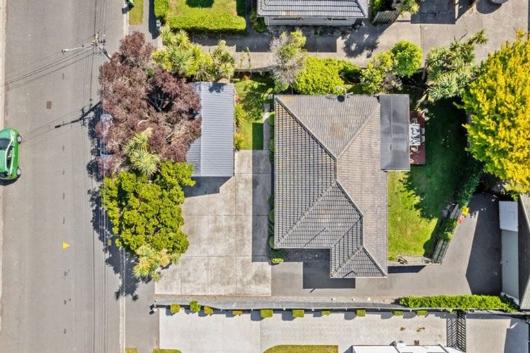 Photo of property in 67 Coopers Road, Dallington, Christchurch, 8061