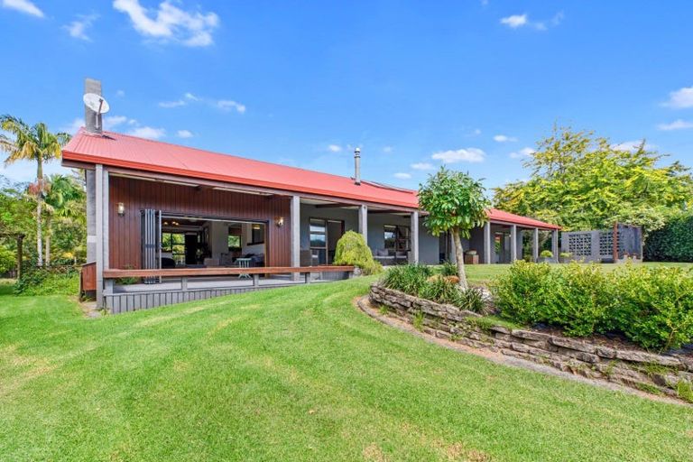 Photo of property in 100 Lochhead Road, Te Puna, Tauranga, 3176
