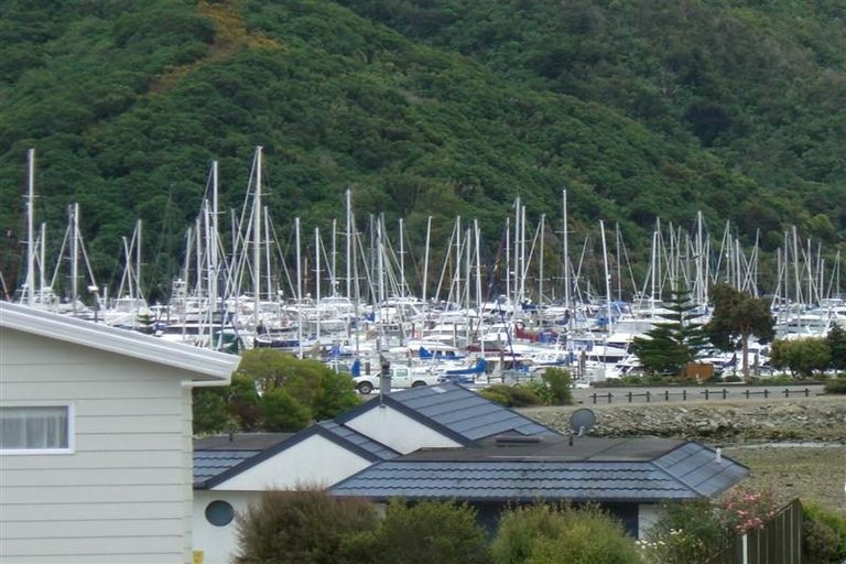 Photo of property in 289b Waikawa Road, Waikawa, Picton, 7220