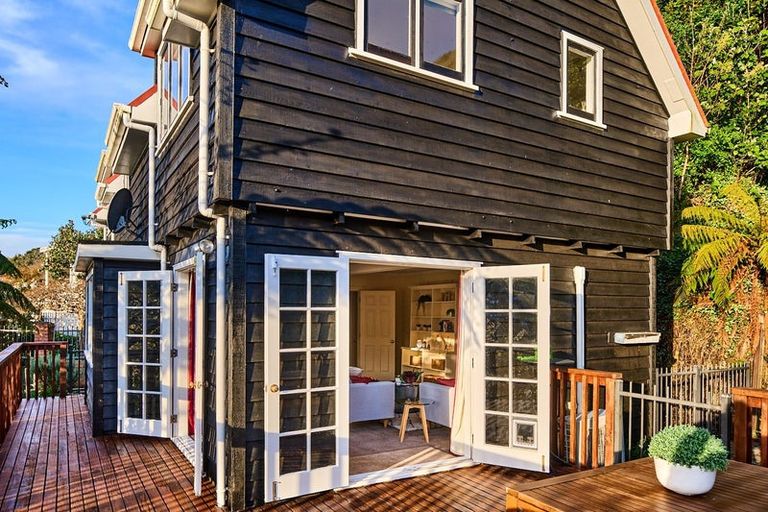 Photo of property in 13 Ramsey Place, Karori, Wellington, 6012